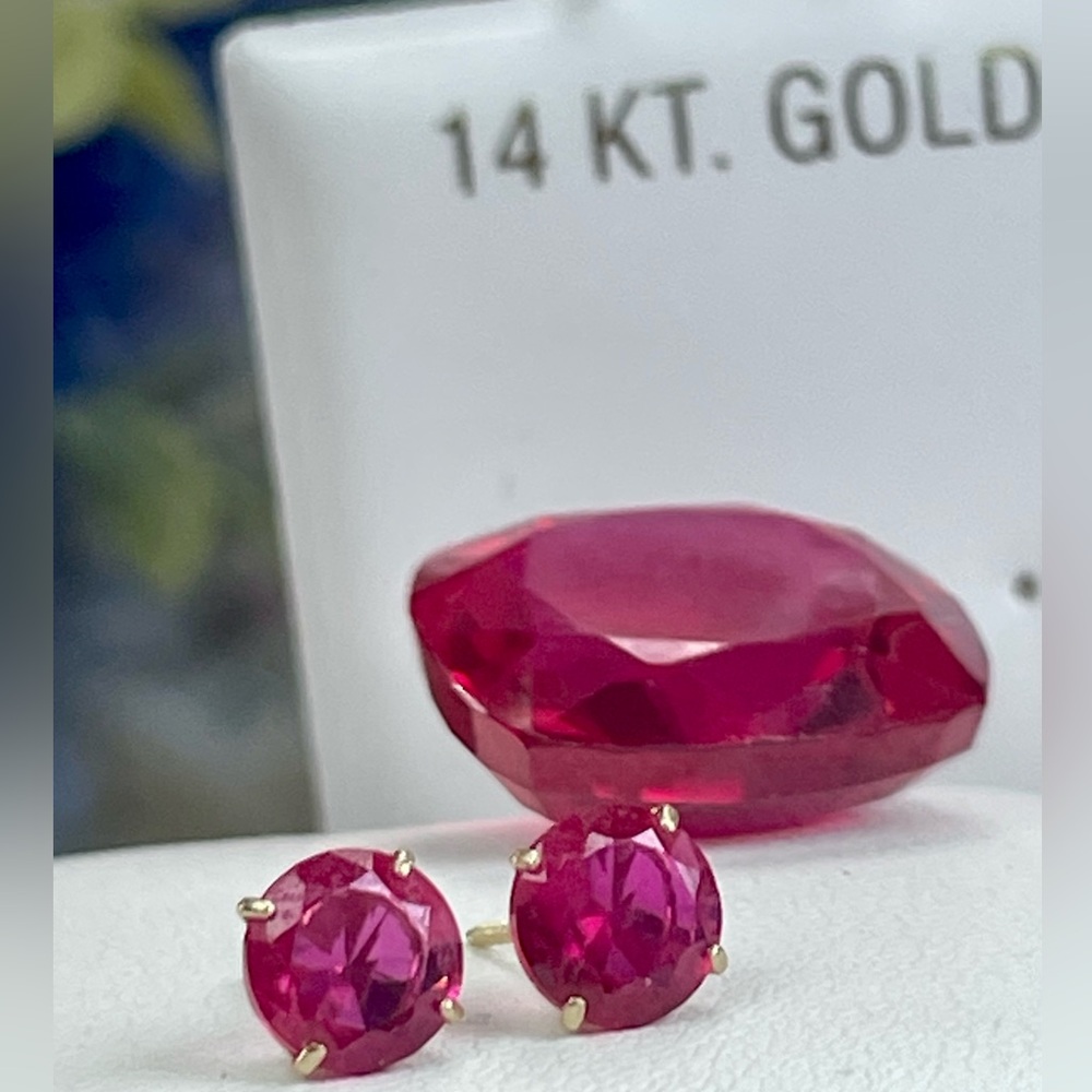 14 KT Gold Ruby Earrings